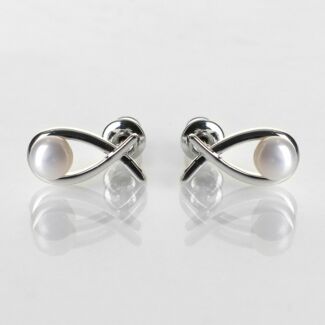 Silver Plated Fresh Water Pearl Kiss Stud Earrings