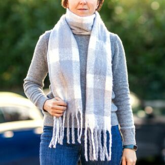 Cozy Grey Narrow Winter Scarf