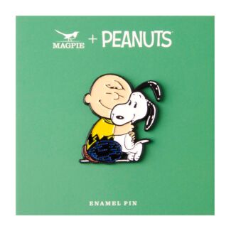 Peanuts Hug Charlie Brown & Snoopy Pin Badge