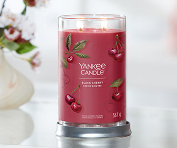 Signature Large Tumbler Candles from Yankee Candle